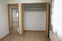 �m��A 002