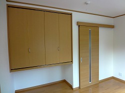 �m��001