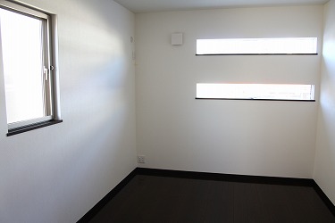 �m�@�� A001