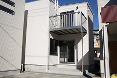 �O��003
