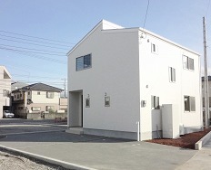 �O��2