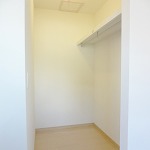 �m��B (2�K)3