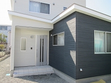 �O��002
