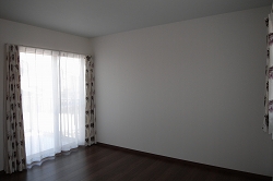 �m��3 (2�K)003